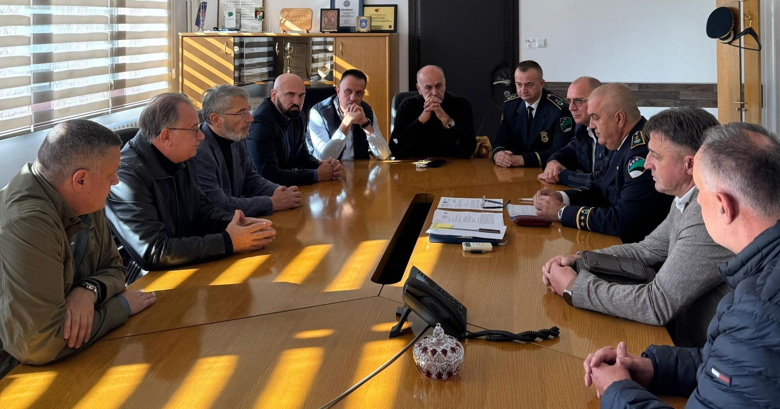 DELEGACIJA VLADE FBIH POSJETILA TUZLANSKI KANTON, U FEDERACIJI DANAS DAN ŽALOSTI