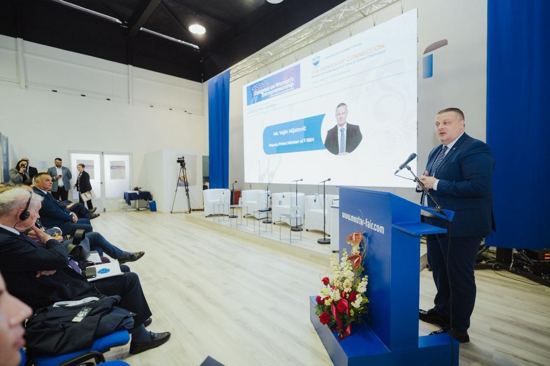 MINISTAR MIJATOVIĆ NA 15. KONGRESU ŽENA PODUZETNICA: “U MANDATU AKTUALNE VLADE ZA ŽENE PODUZETNICE IZDVOJENO 7. MILIONA KM, POTREBNA VEĆA ULAGANJA U ŽENSKO PODUZETNIŠTVO”